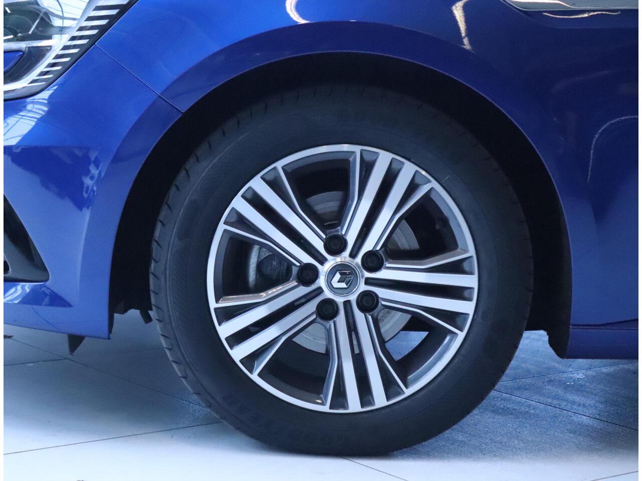 Renault MEGANE Estate 1.3 TCe 140 EDC Intens Clima | Navi | PDC | Lichtmetalen velgen 16" | Trekhaak |