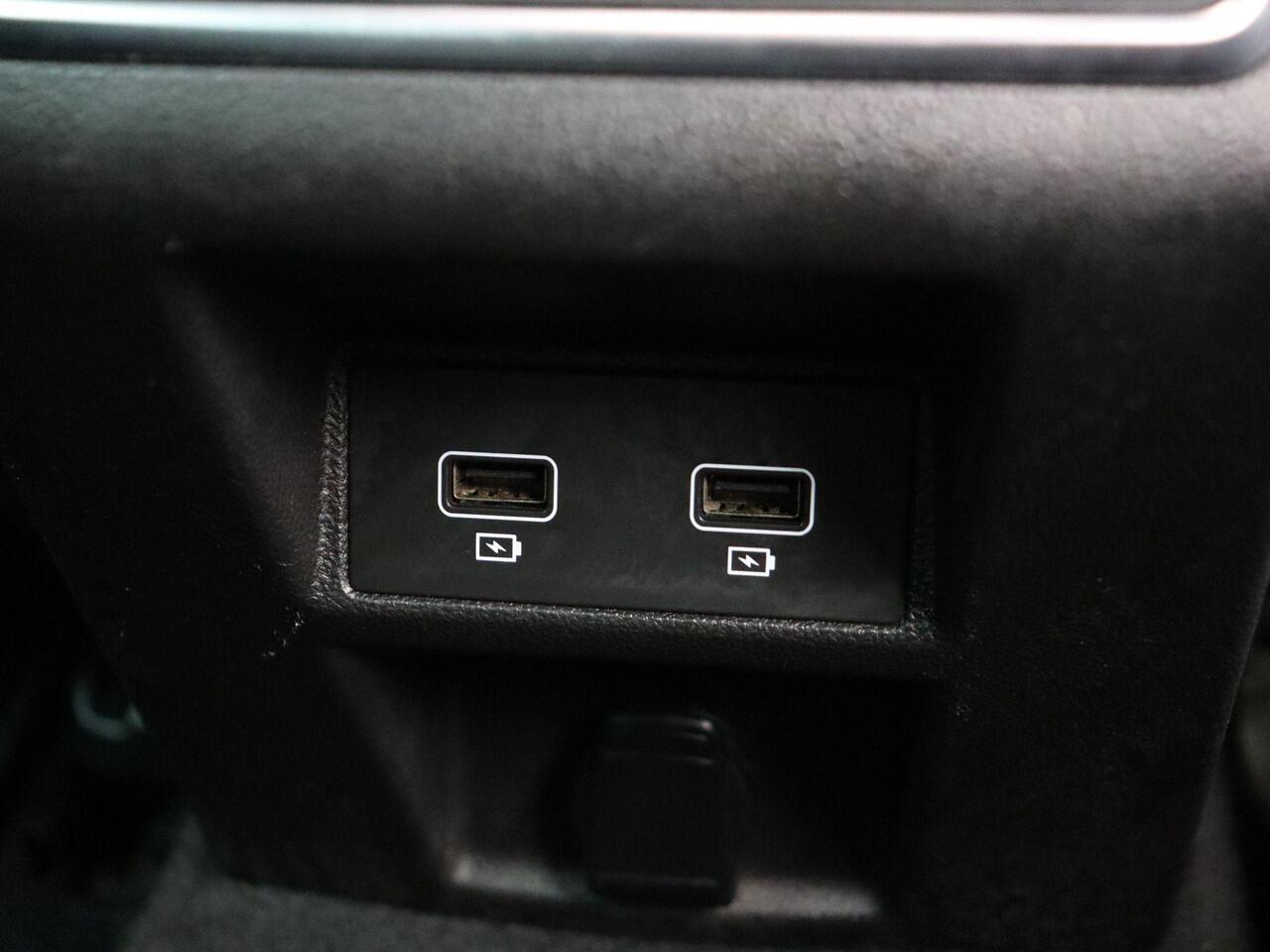 Renault MEGANE Estate 160pk Plug-In Hybrid Intens | Accu Score 92 | Plug-in Hybride!| Climate Control | Navigatie | Velgen Lichtmetaal |