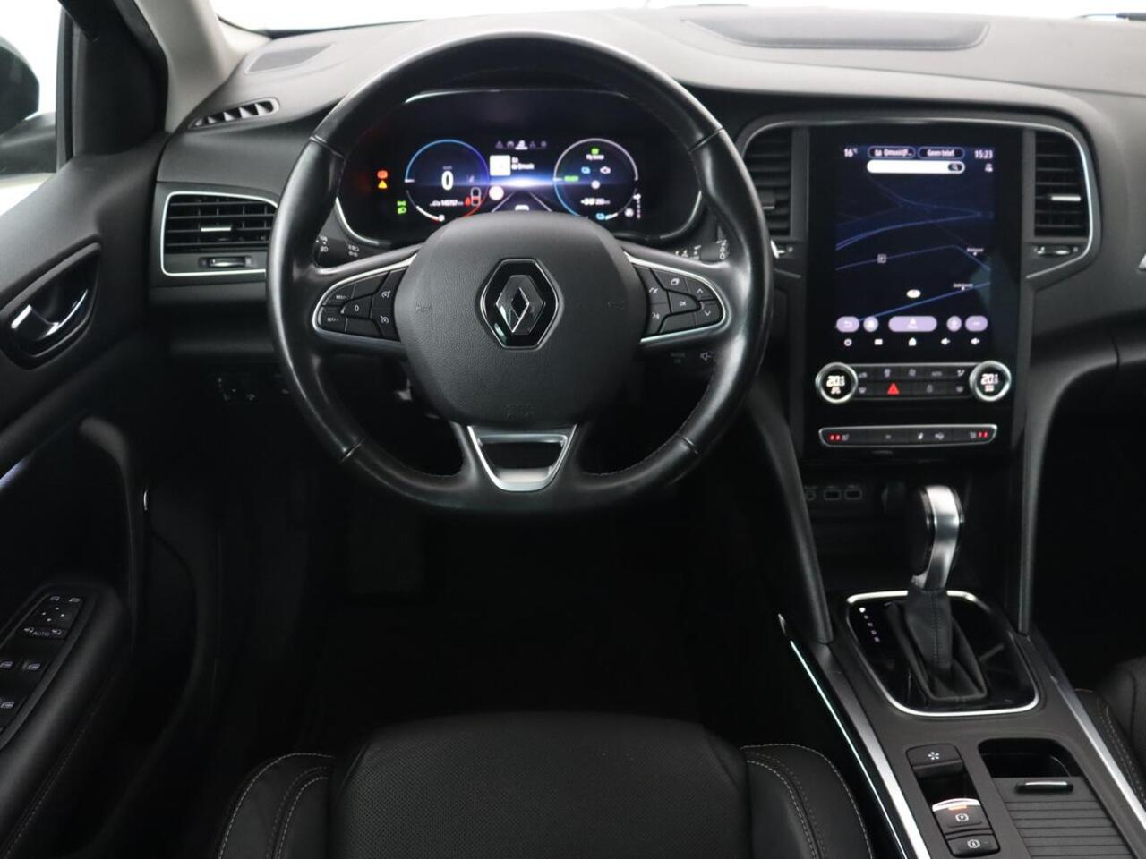 Renault MEGANE 1.6 E-Tech Plug-In Hybrid 160 Business Edition One | Leder | Stoelverwarming | Trekhaak | Carplay | Stuurverwarming | Keyless | Full LED | Navigatie | Climate control | Plug In