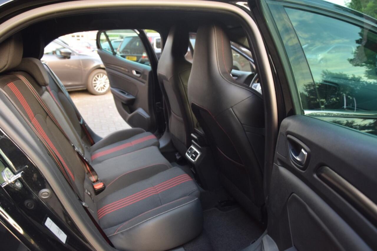 Renault MEGANE 1.6 HYBRID 160PK! RS-LINE!