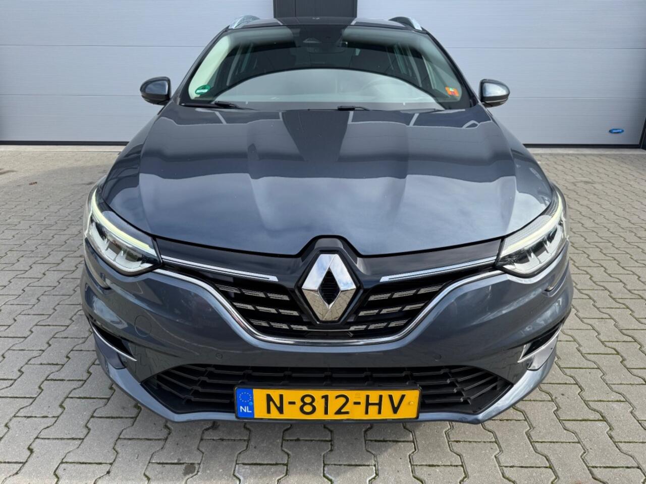 Renault MEGANE 1.3 TCE INTENS / Automaat / Trekhaak / NAP / 51589 KM / Dealer onderhouden.