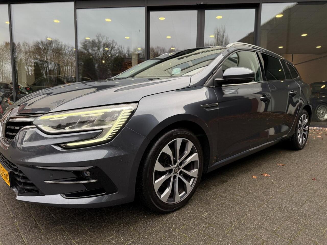 Renault MEGANE 1.3 TCE 160pk Edition 1,LED,Leer,HUD,Driving Assistant