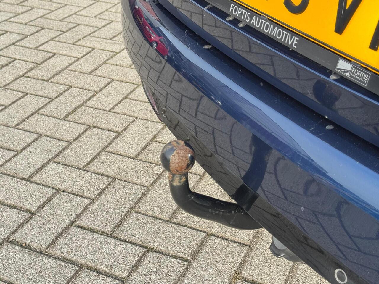 Renault MEGANE Estate 1.3 TCe 160 Business Edition One NL-AUTO | VOL LEDER | STOELVERWARMING