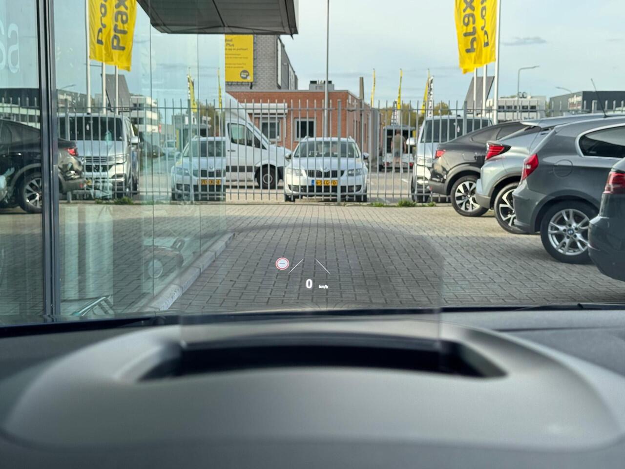 Renault MEGANE Estate 1.3 TCe 160 Business Edition One NL-AUTO | VOL LEDER | STOELVERWARMING