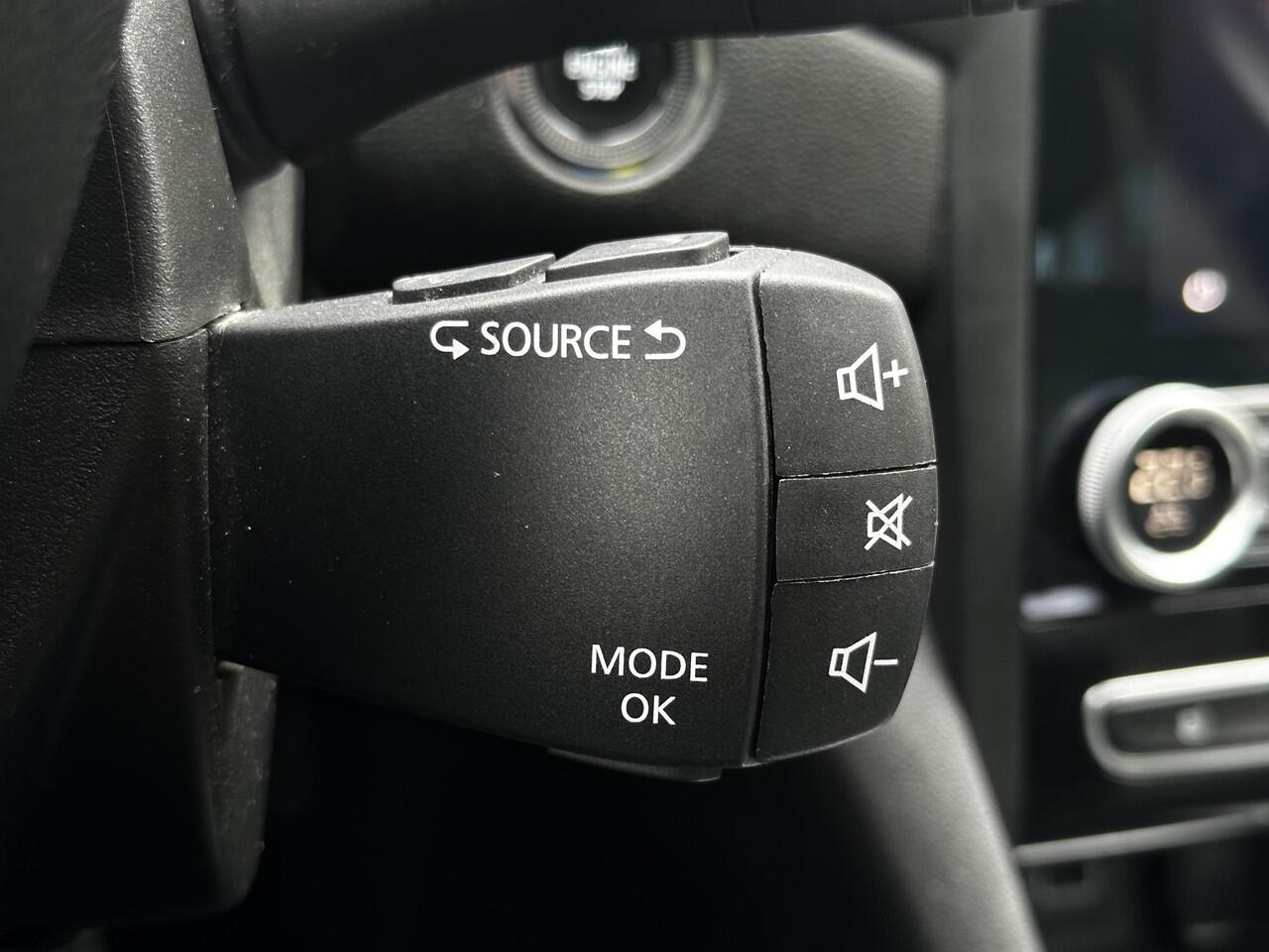 Renault MEGANE Estate 1.3 TCe Business Edition One | Full Led | Stoelverwarming | Stuurverwarming | Digitaal Dash |