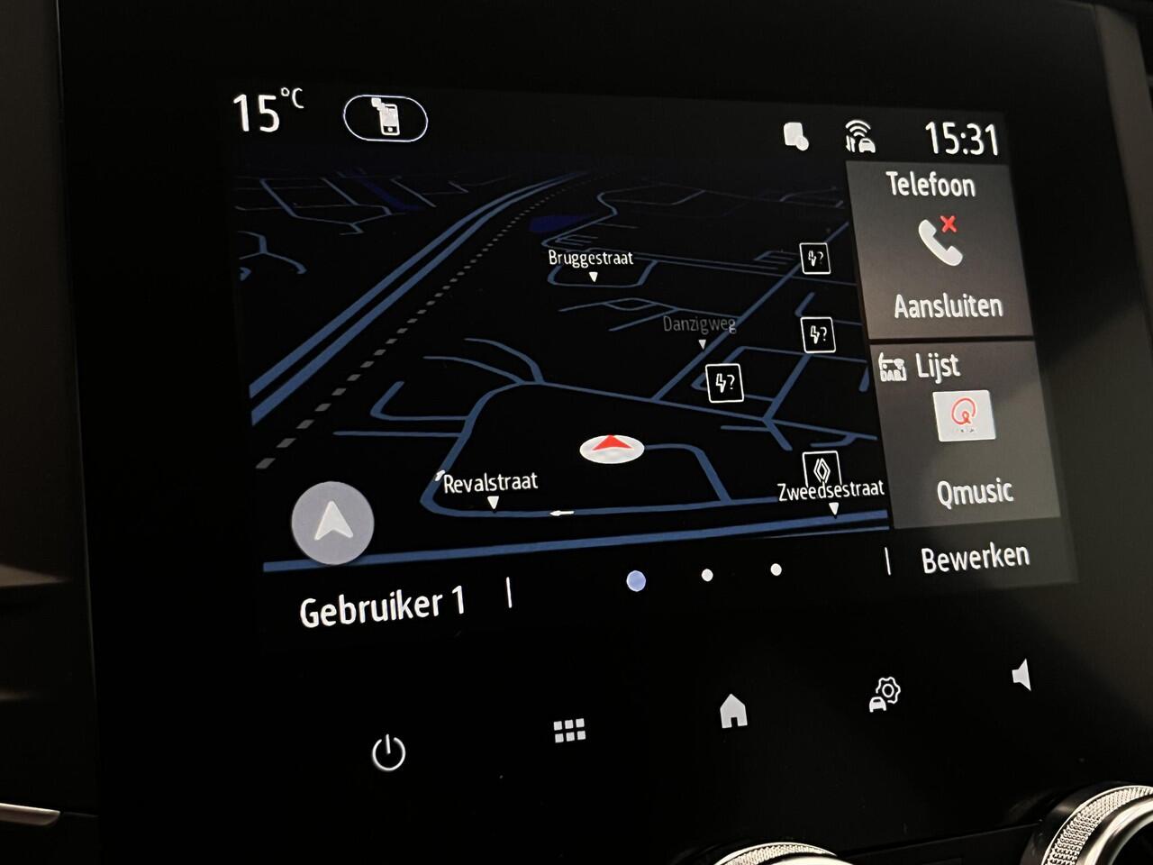 Renault MEGANE Estate 1.6 E-Tech Plug-In Hybrid 160 Intens | Trekhaak | Navigatie | Climate Control | Cruise Control | Lichtmetalen velgen 17"