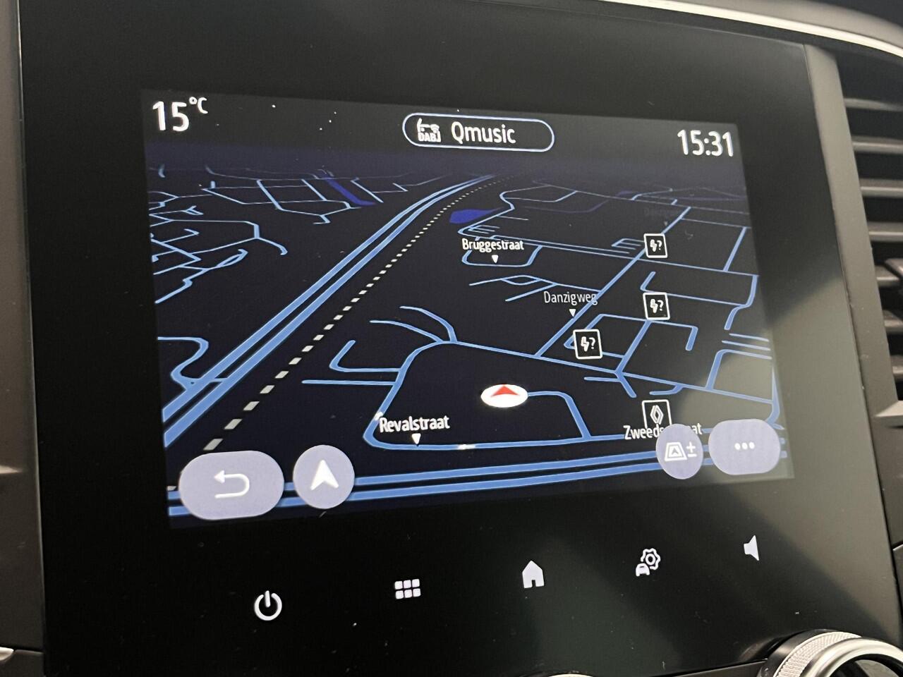 Renault MEGANE Estate 1.6 E-Tech Plug-In Hybrid 160 Intens | Trekhaak | Navigatie | Climate Control | Cruise Control | Lichtmetalen velgen 17"