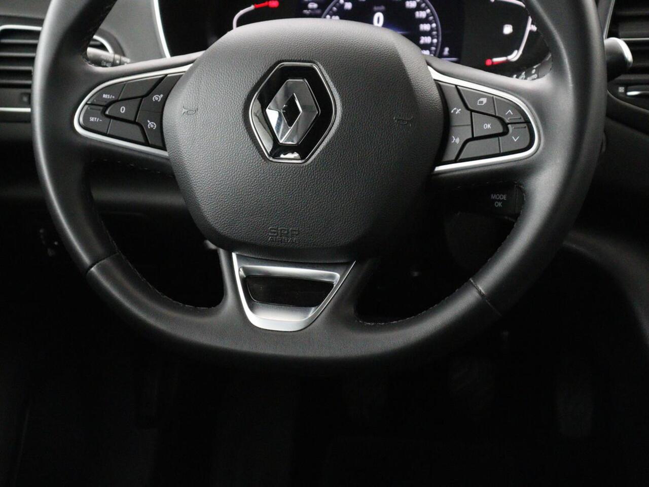 Renault MEGANE 1.3 TCe Business Zen | Trekhaak | Camera | Carplay | Keyless | Navigatie | Full LED | Parkeerhulp | Cruise control | Bluetooth | Climate control