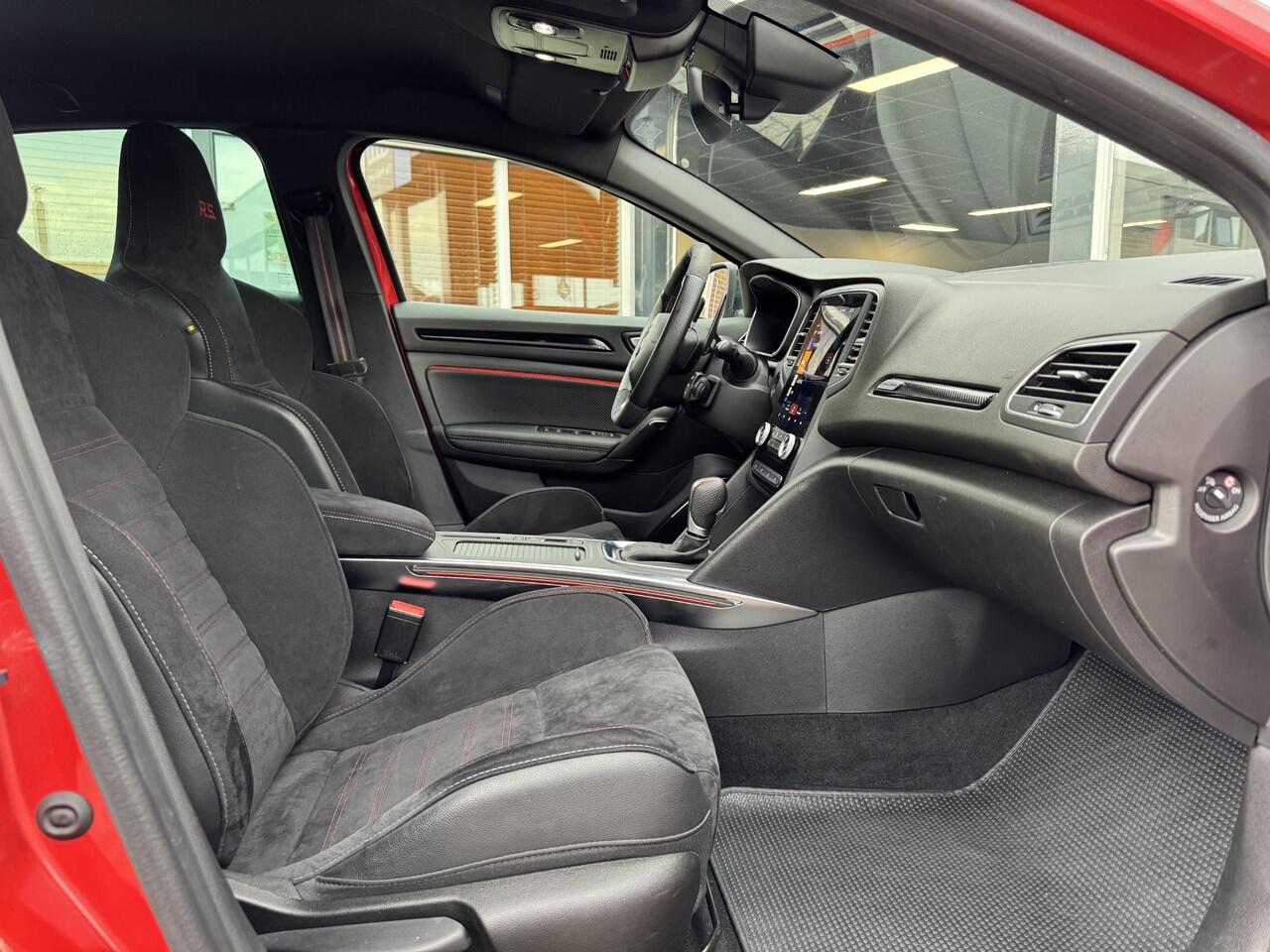 Renault MEGANE 1.8 TCe 300 RS Trophy 1e EIG | FUJILIGHT | DEALER