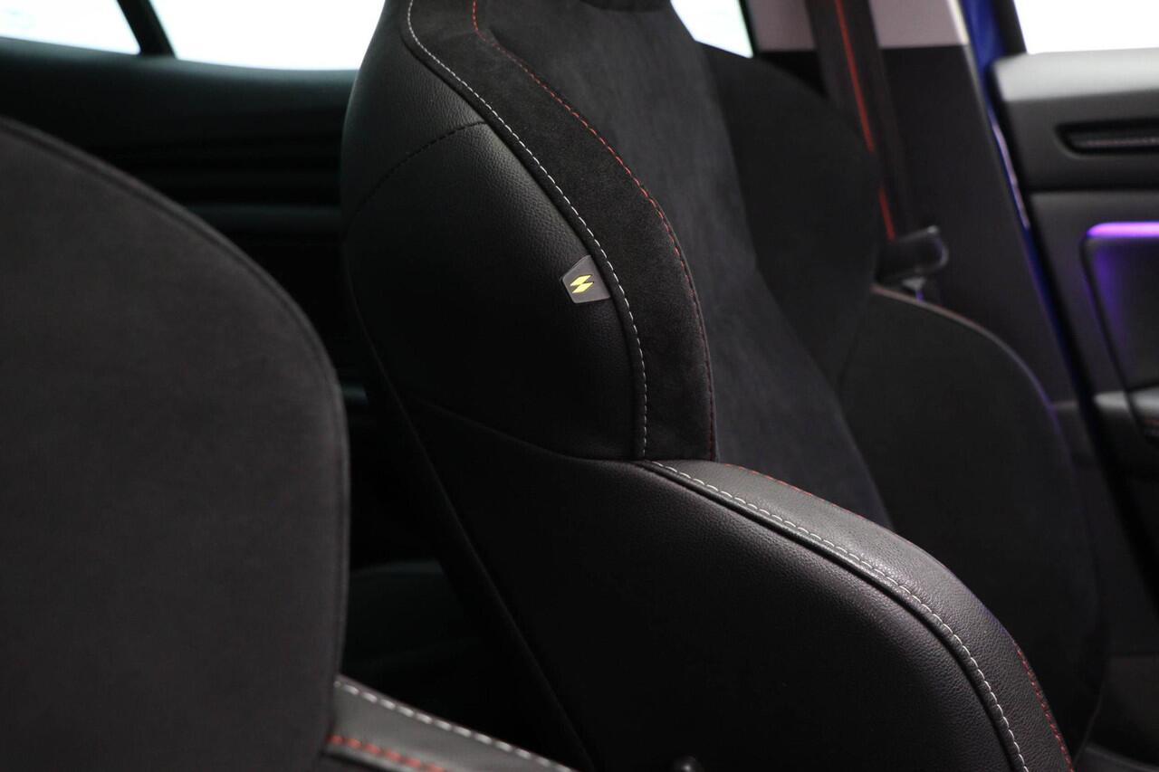 Renault MEGANE 1.6 Plug-In Hybrid 160 R.S. Line | PANORAMADAK | LED | DAB | APPLE | CAMERA | 18"