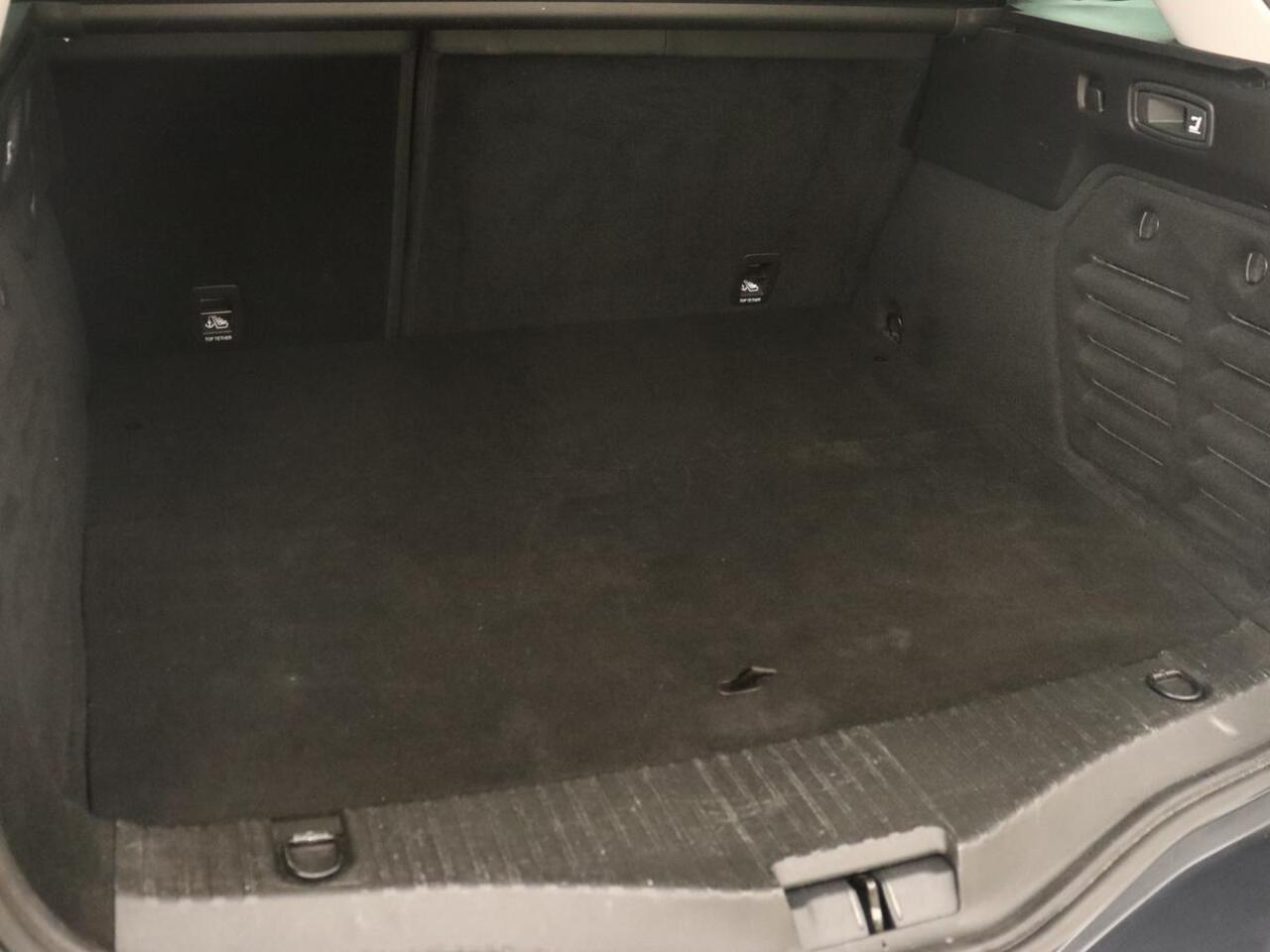 Renault MEGANE 1.6 E-Tech Plug-In Hybrid 160 Intens | Half leder | Carplay | Full LED | Keyless | Navigatie | Parkeerhulp | Cruise control | Sfeerverlichting | Climate control