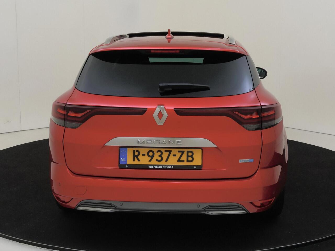 Renault MEGANE Estate 1.6 E-Tech Plug-In Hybrid 160 R.S. Line AUTOMAAT |
