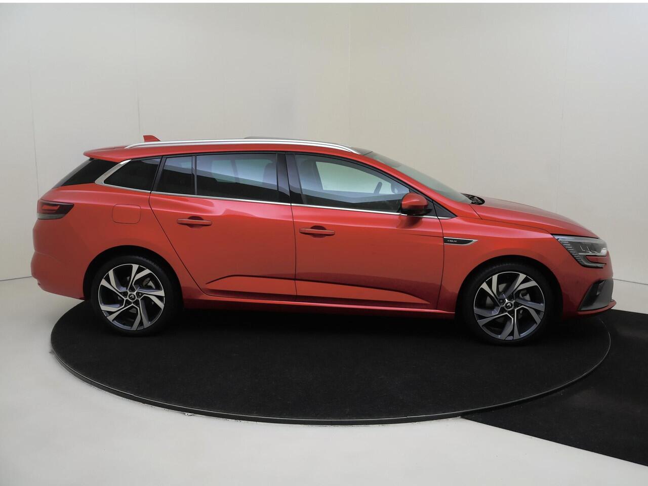 Renault MEGANE Estate 1.6 E-Tech Plug-In Hybrid 160 R.S. Line AUTOMAAT |