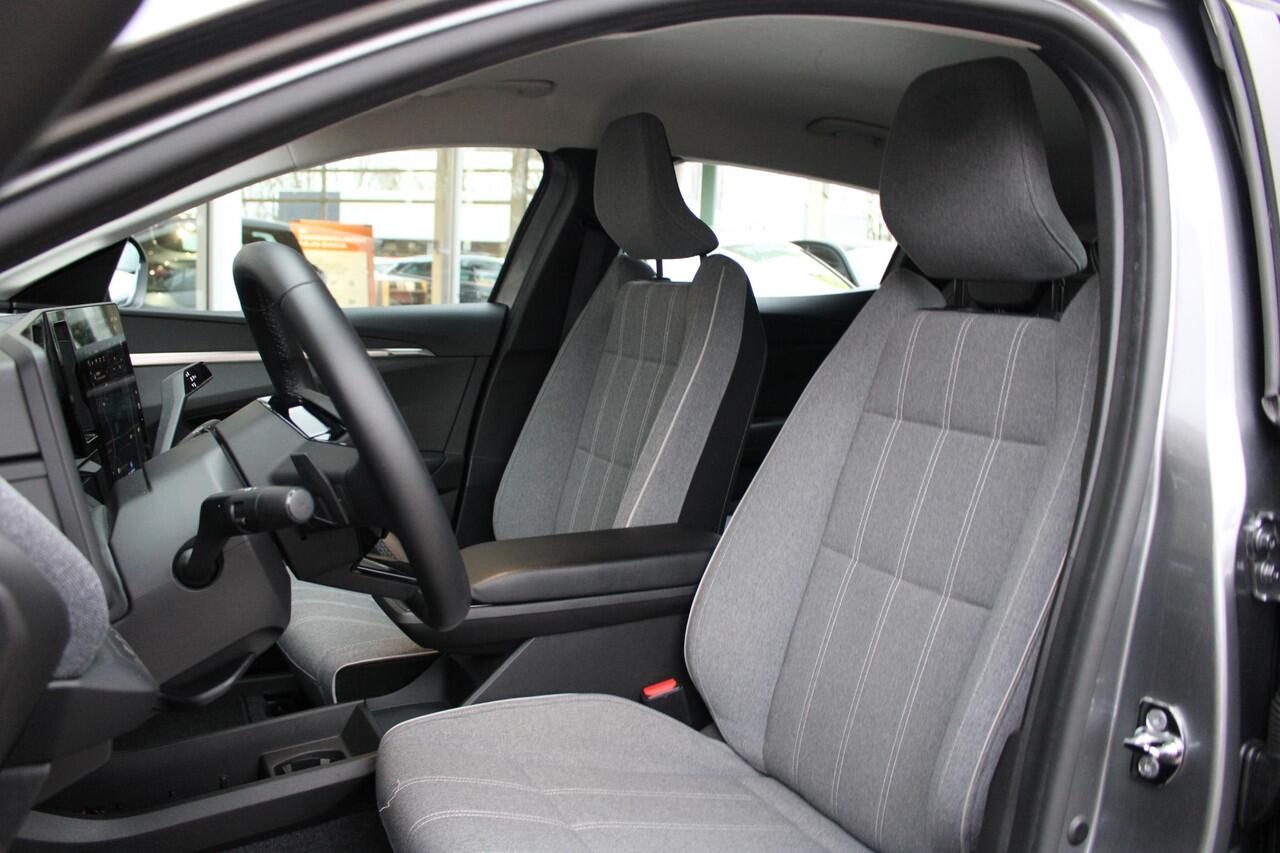 Renault MEGANE E-Tech EV60 Optimum Charge Evolution SOH 95% Automaat | Google navigatie | Achterruitrij Camera | Parkeersensoren | Cruise control