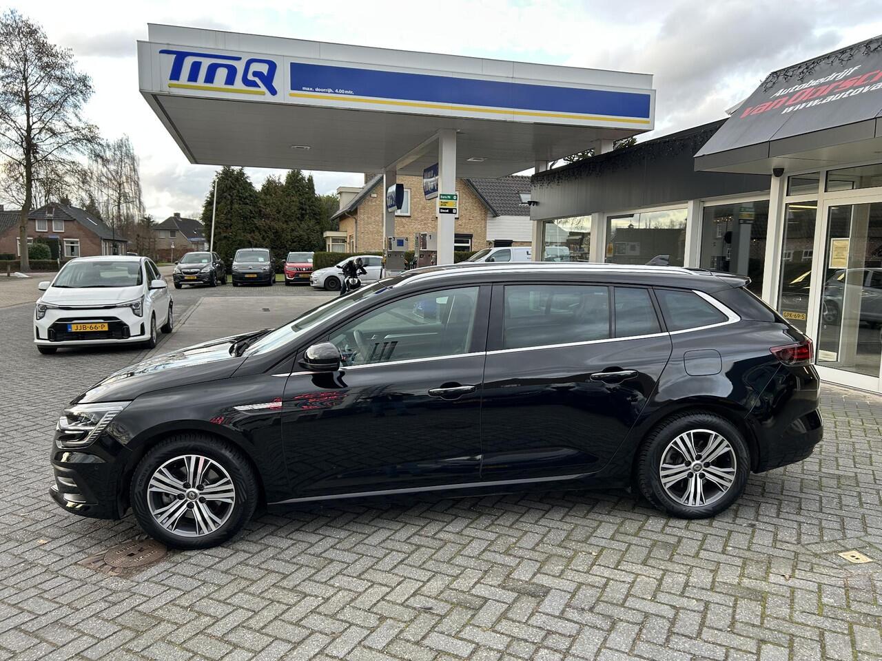 Renault MEGANE Estate 1.6 E-Tech Plug-In Hybrid 160 Intens
