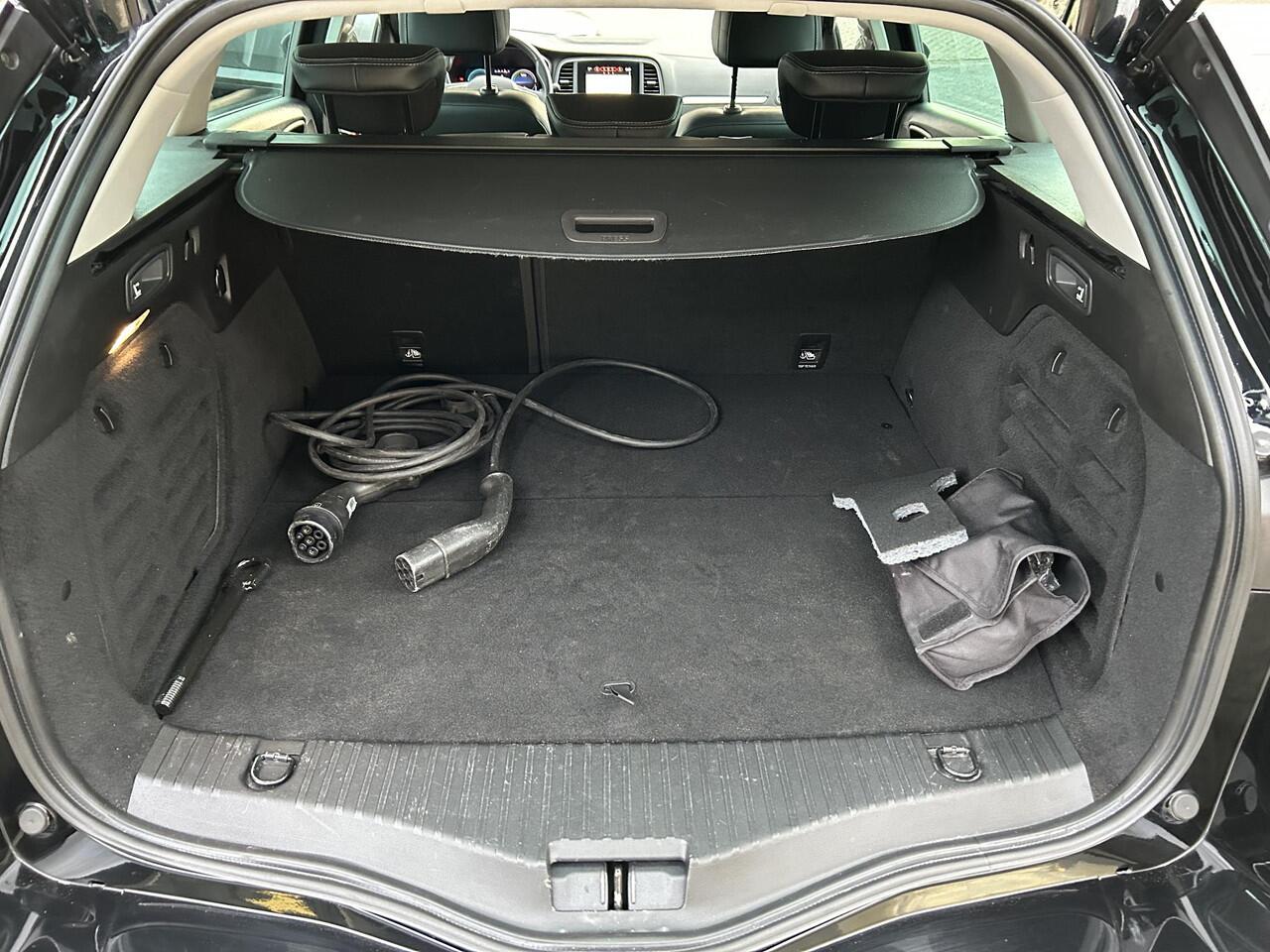 Renault MEGANE Estate 1.6 E-Tech Plug-In Hybrid 160 Intens