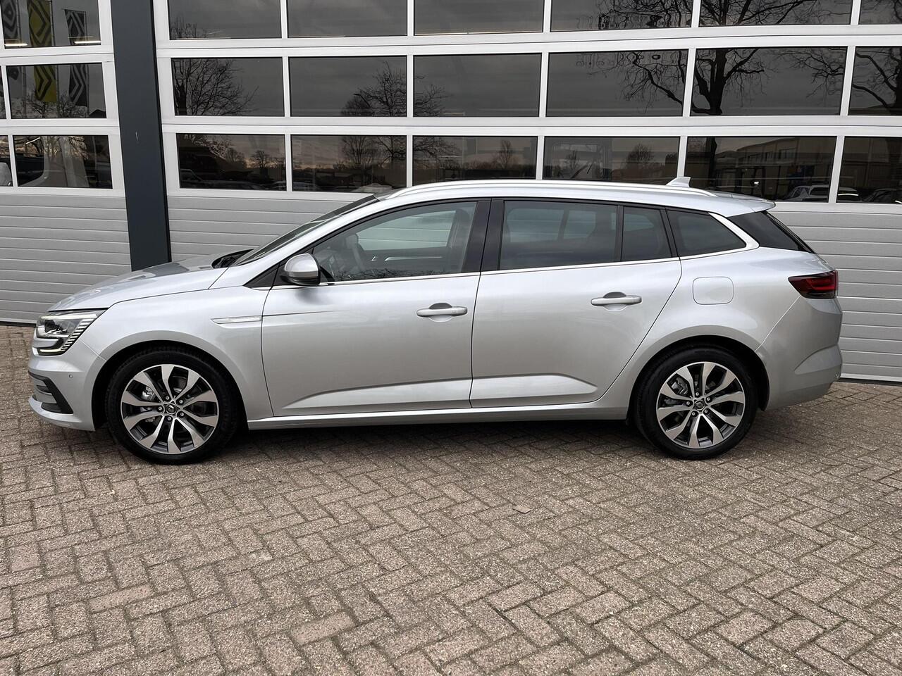 Renault MEGANE Estate 1.6 E-Tech Plug-In Hybrid 160 Intens