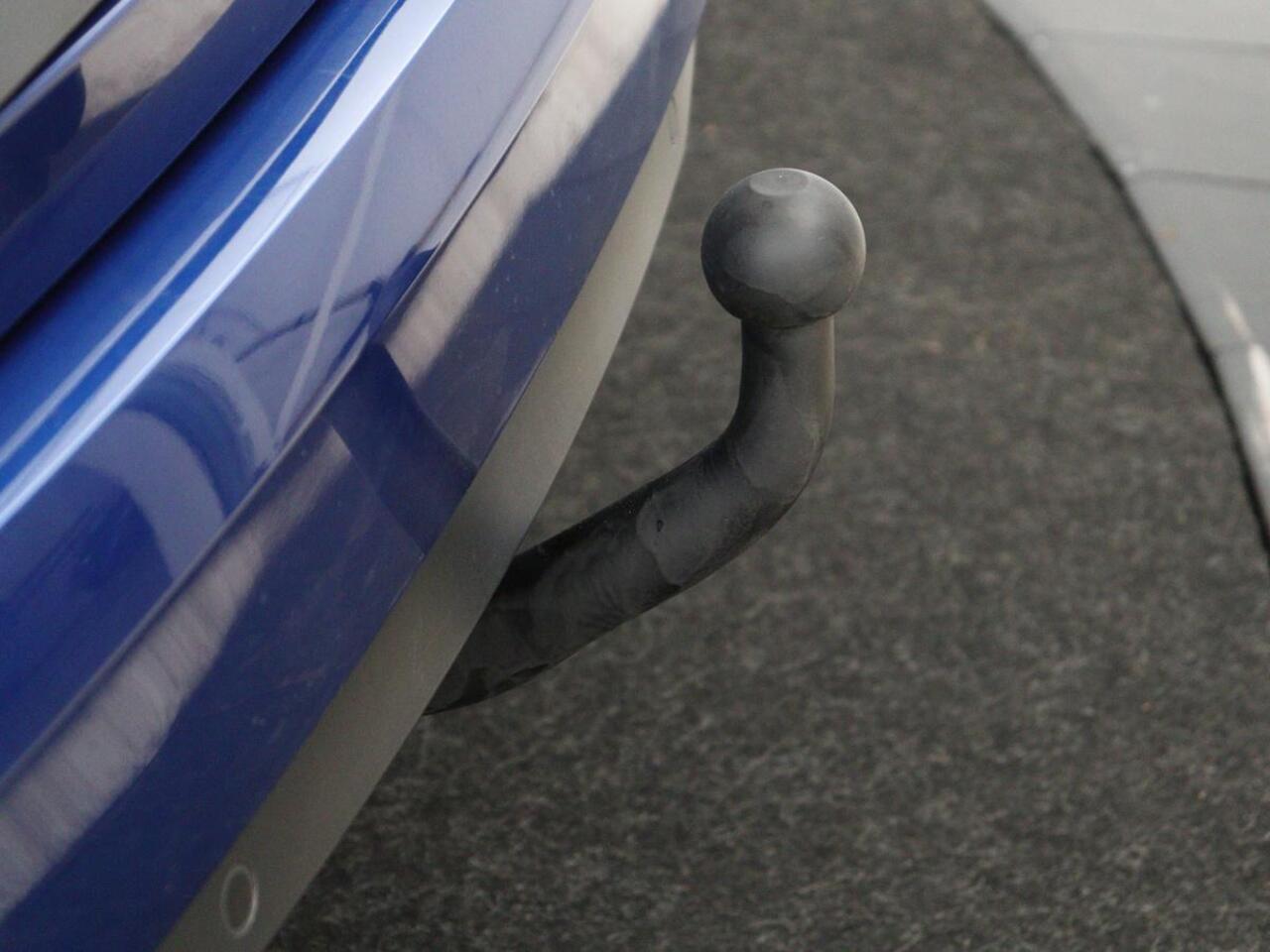 Renault MEGANE 1.3 TCe Intens | Trekhaak | Carplay | Keyless | Navigatie | Full LED | Parkeerhulp | Climate control | Bluetooth | Cruise control