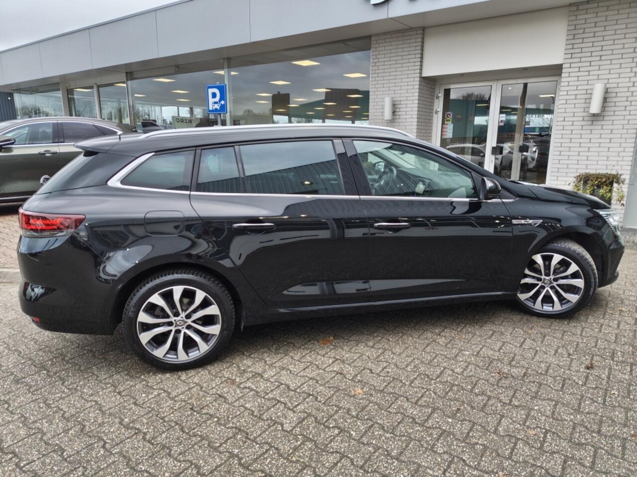 Renault MEGANE Estate 1.3 TCe Intens | Trekhaak | Navi | Sensoren v/a |