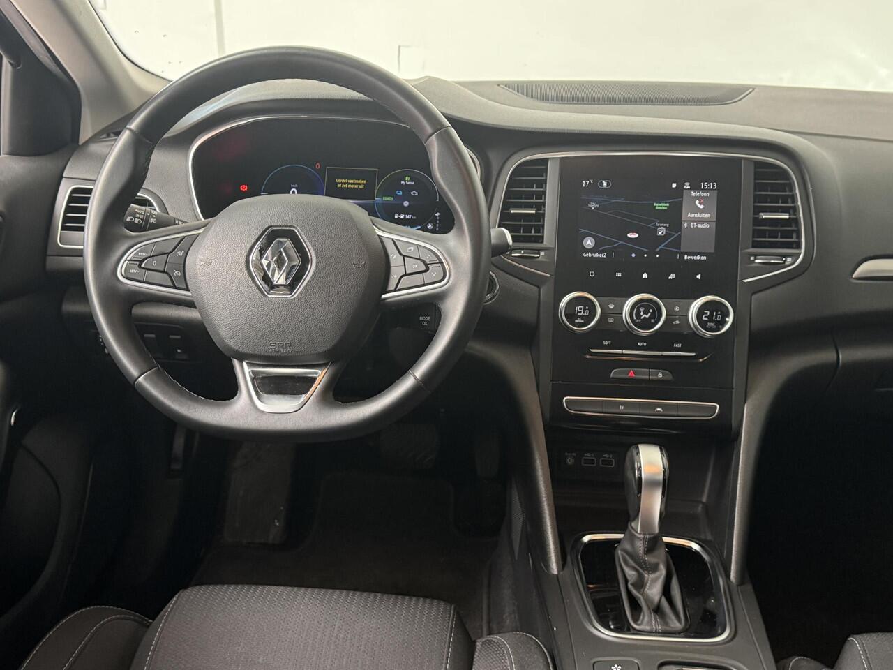 Renault MEGANE Estate 1.6 E-Tech Plug-In Hybrid 160 Business Zen | Trekhaak | Navigatie | Parkeersensoren V+A | Climate Control |