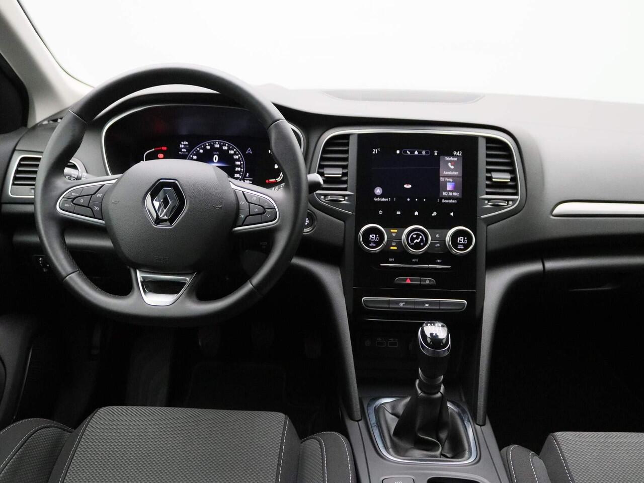 Renault MEGANE Estate 1.3 TCe Equilibre 140pk | Navigatie | Climate Control | Cruise Control | Apple Carplay/Android Auto | Parkeersensoren Voor en Achter | Pure Led Koplampen | Lichtmetalen Velgen