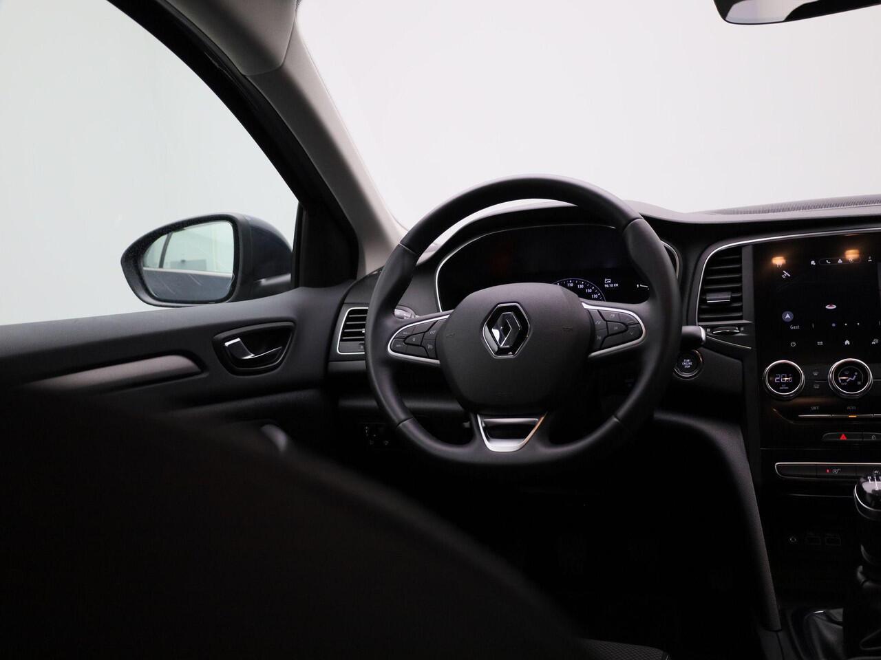 Renault MEGANE Estate 1.3 TCe 140 PK Equilibre Navigatie | Climate Control | Cruise Control | Parkeersensoren Voor en Achter | Apple Carplay & Android Auto