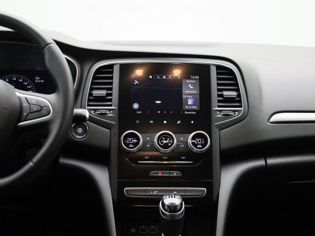 Renault MEGANE Estate 1.3 TCe 140 PK Equilibre Navigatie | Climate Control | Cruise Control | Parkeersensoren Voor en Achter | Apple Carplay & Android Auto