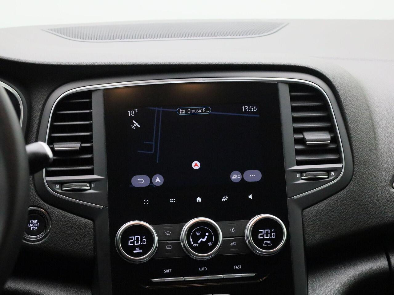 Renault MEGANE Estate 1.3 TCe 140 PK Equilibre Navigatie | Climate Control | Cruise Control | Parkeersensoren Voor en Achter | Apple Carplay & Android Auto