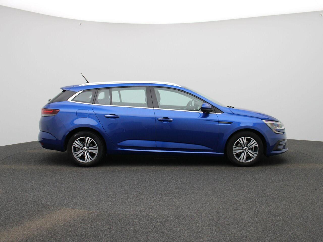 Renault MEGANE Estate 1.3 TCe 140Pk Equilibre | Navigatie | Apple/Android Carplay | Climate & Cruise Control | Parkeersensoren | Airco | LED Verlichting | DAB+ Radio