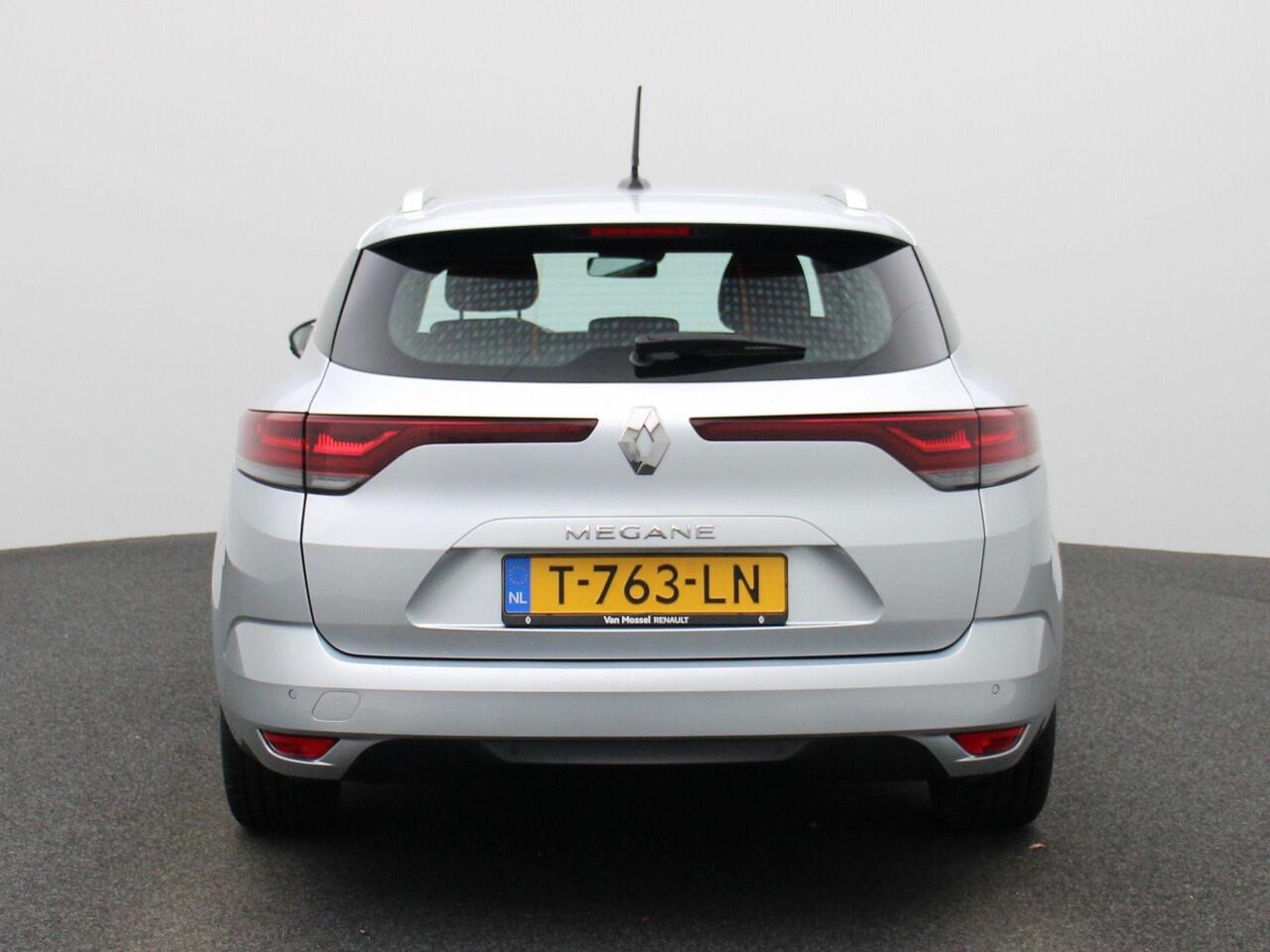 Renault MEGANE Estate TCe 140 Equilibre | Easy Link multimediasysteem met Apple CarPlay & Android Auto | Climate Control | Pack Style = lichtmetalen velgen + dakrails | Metaalkleur | Parkeersensoren v+a |