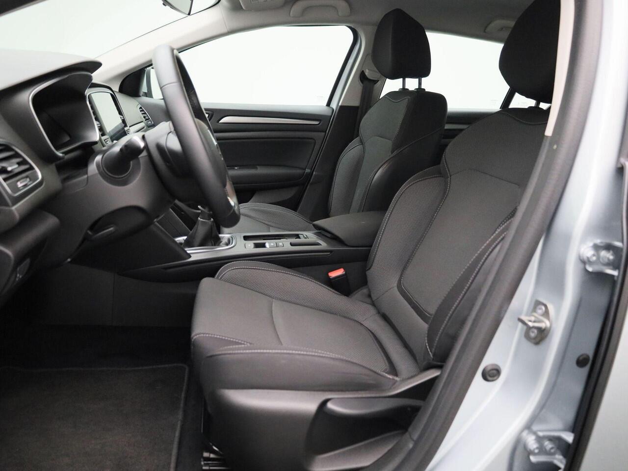 Renault MEGANE Estate 1.3 TCe 140 Equilibre