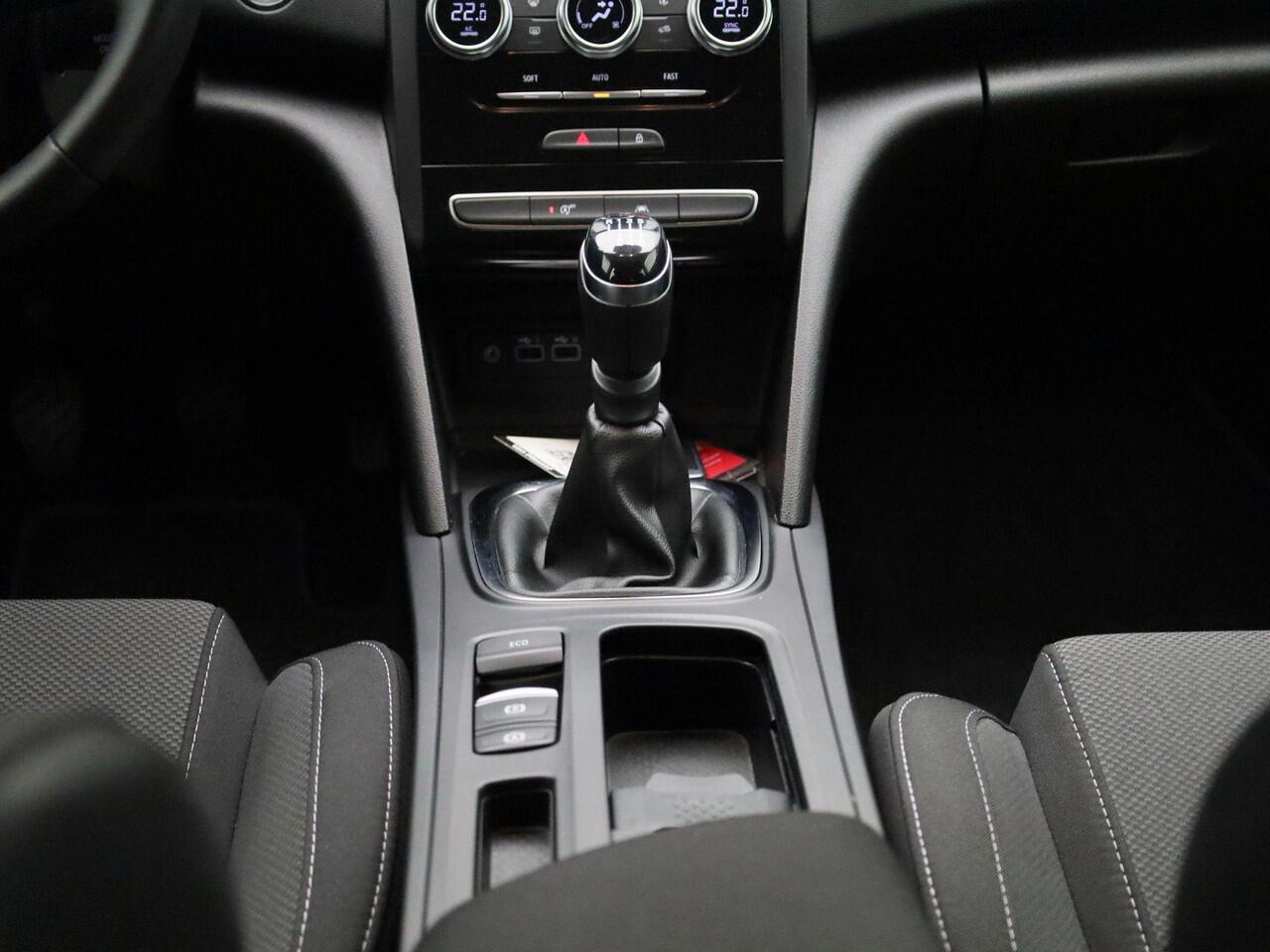 Renault MEGANE Estate 1.3 TCe 140 Equilibre