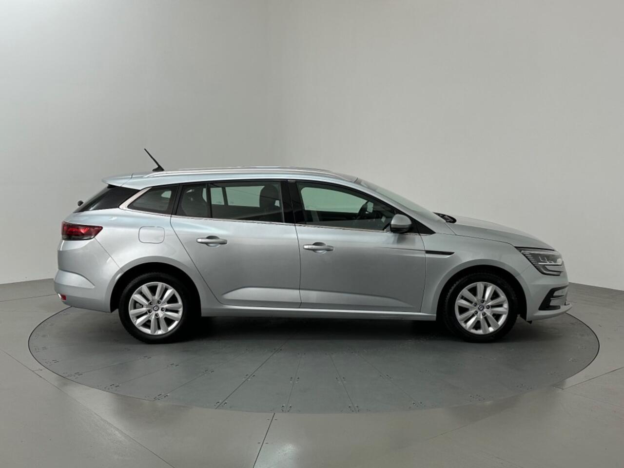 Renault MEGANE 1.3 TCE140 EQUILIBRE ALU DAKRAIL ZEER MOOI