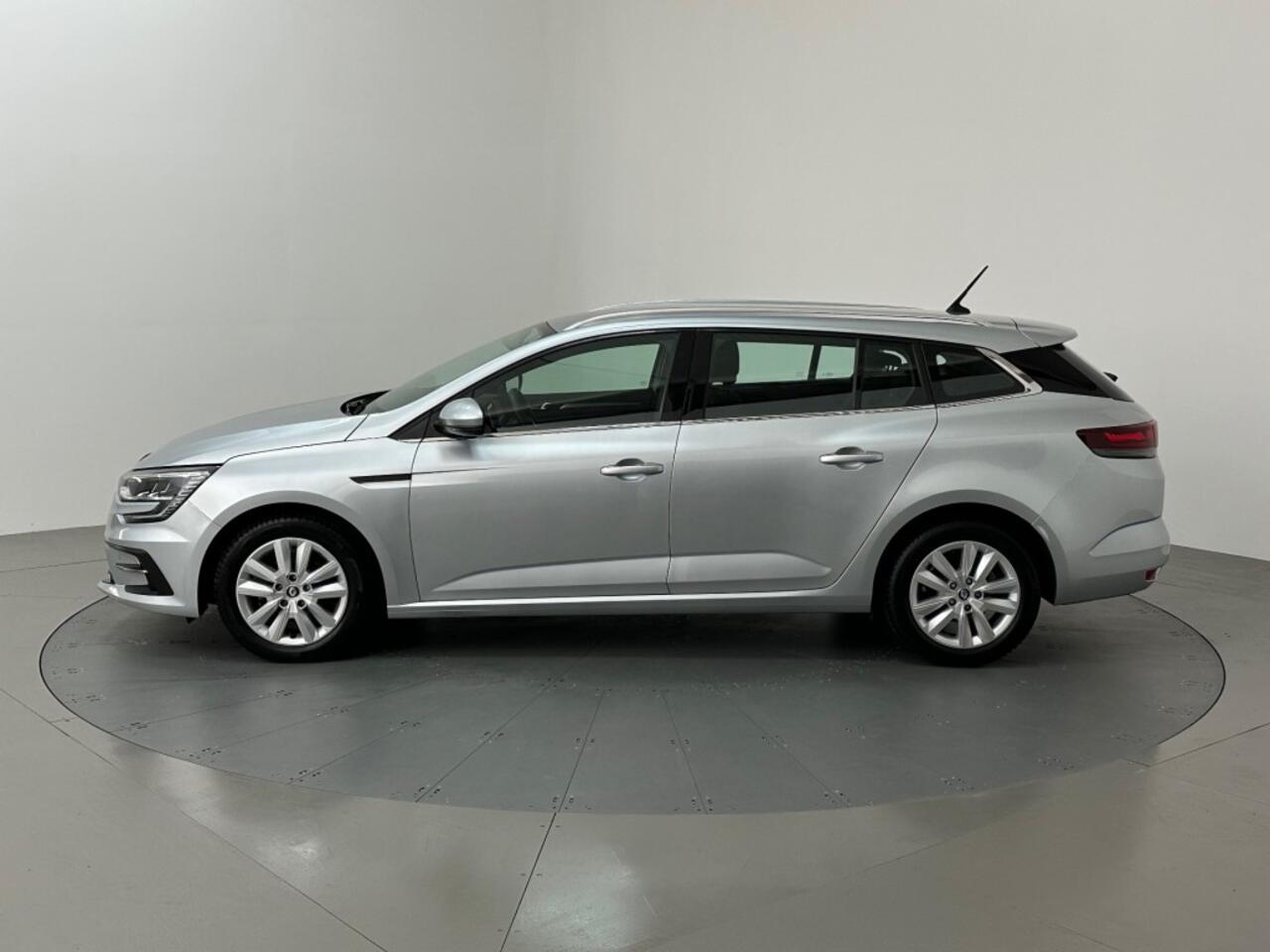 Renault MEGANE 1.3 TCE140 EQUILIBRE ALU DAKRAIL ZEER MOOI