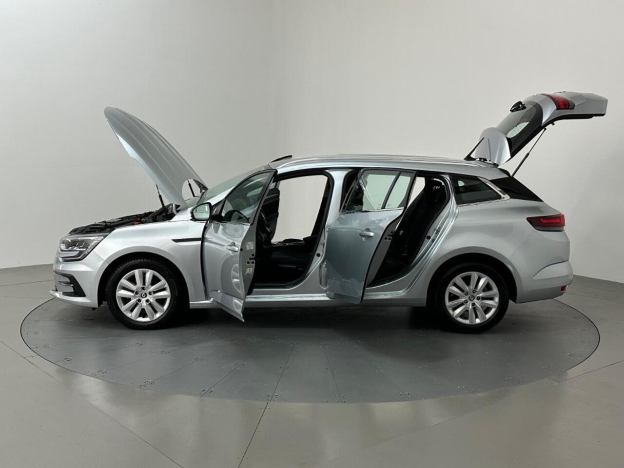 Renault MEGANE 1.3 TCE140 EQUILIBRE ALU DAKRAIL ZEER MOOI