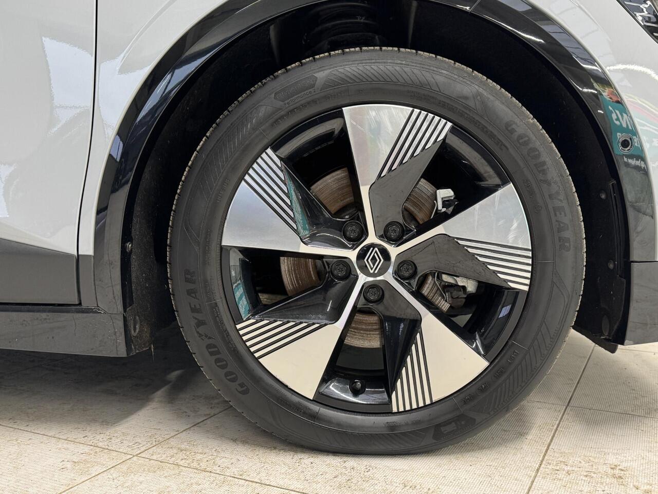 Renault MEGANE E-Tech EV60 Optimum Charge Evolution | Navigatie | Camera | Stoel + stuurverwarming |