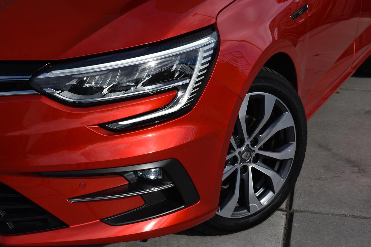 Renault MEGANE Estate TCe 140 EDC Techno | AUTOMAAT | TREKHAAK | CAMERA | NAVI | CRUISE CONTROL | CLIMATE CONTROL | ALL-SEASONBANDEN | PDC | LMV