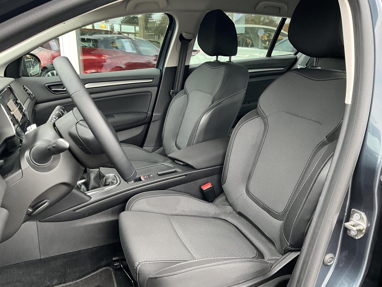 Renault MEGANE Estate 1.3 TCe 140 Equilibre