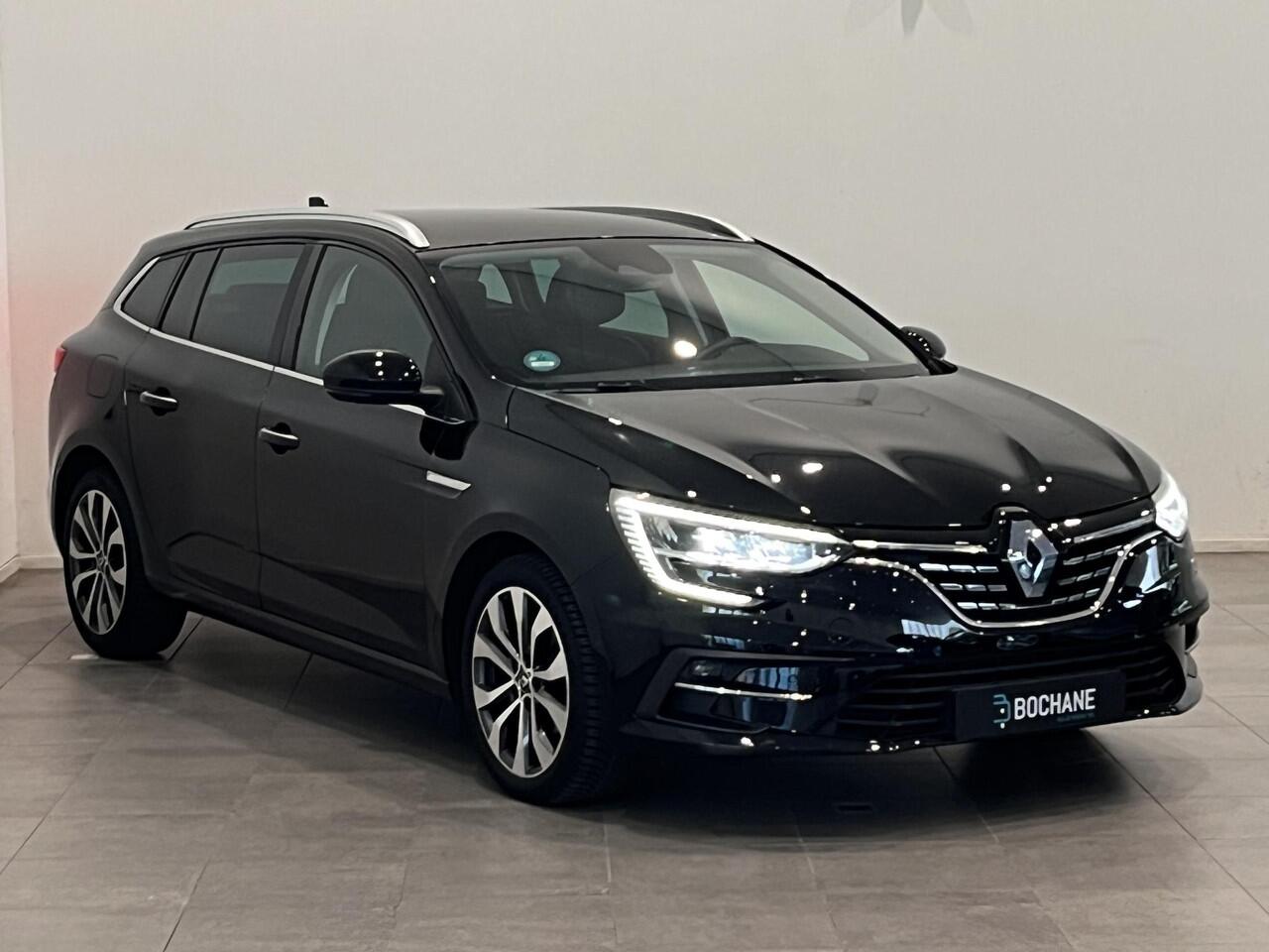 Renault MEGANE Estate 1.3 TCe 140 EDC Techno | Trekhaak 1.700 KG | All season banden | Dodehoek Detectie