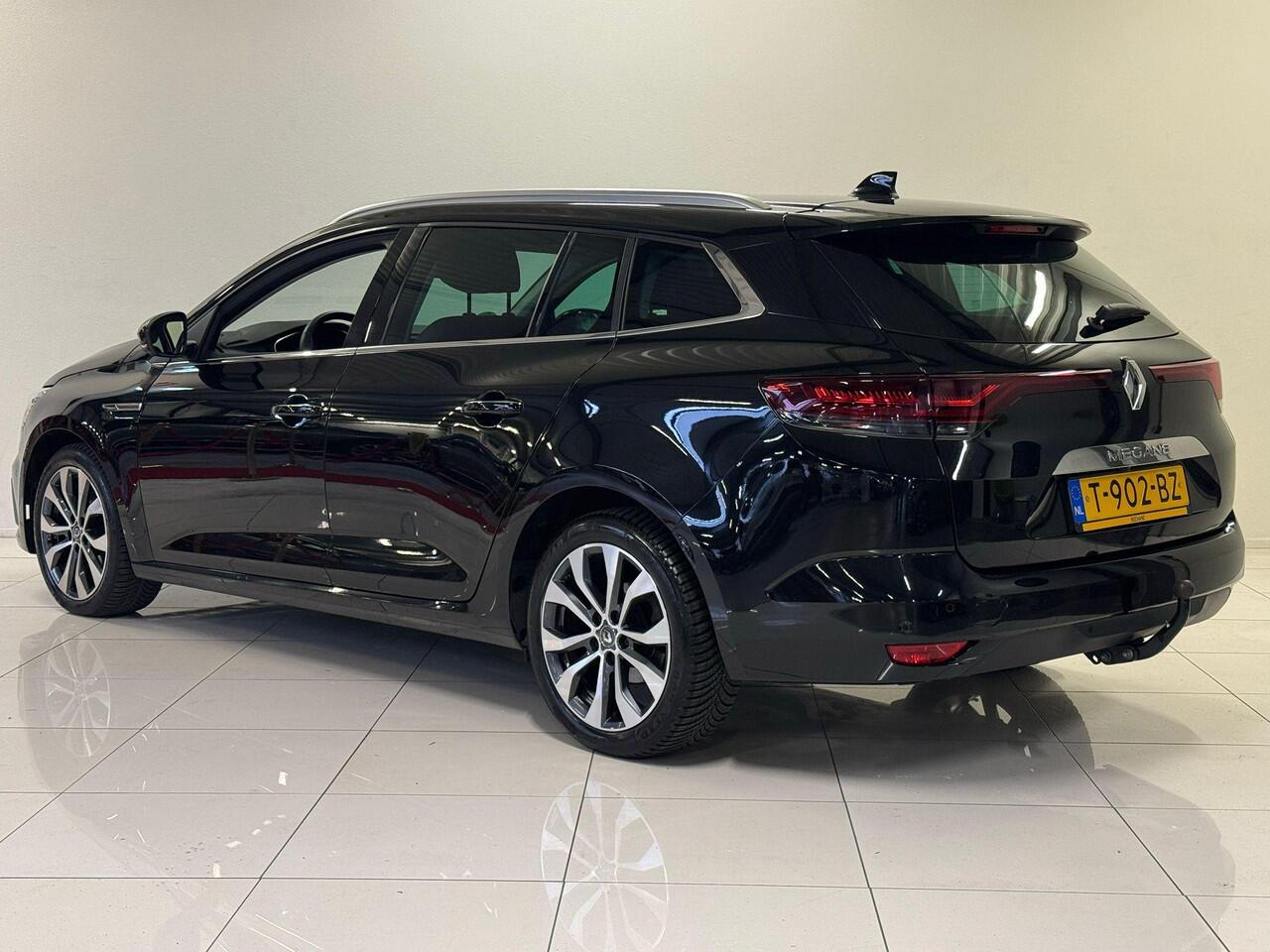 Renault MEGANE Estate 1.3 TCe 140 Techno | Trekhaak | Navigatie | Achteruitrijcamera |