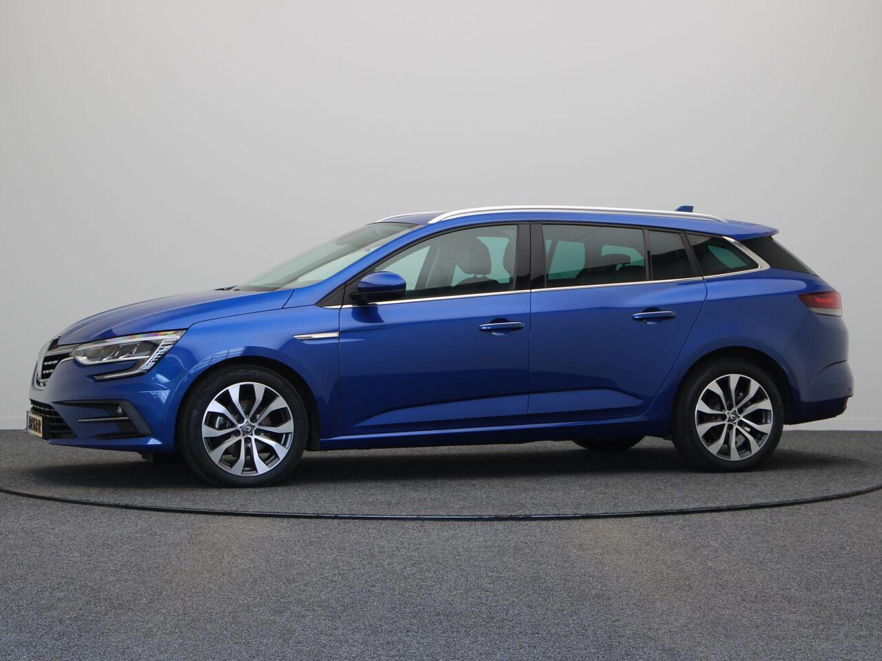 Renault MEGANE Estate TCe 140pk Techno | Stoel- en stuurwielverwarming | Geremd 1700kg | Achteruitrijcamera |