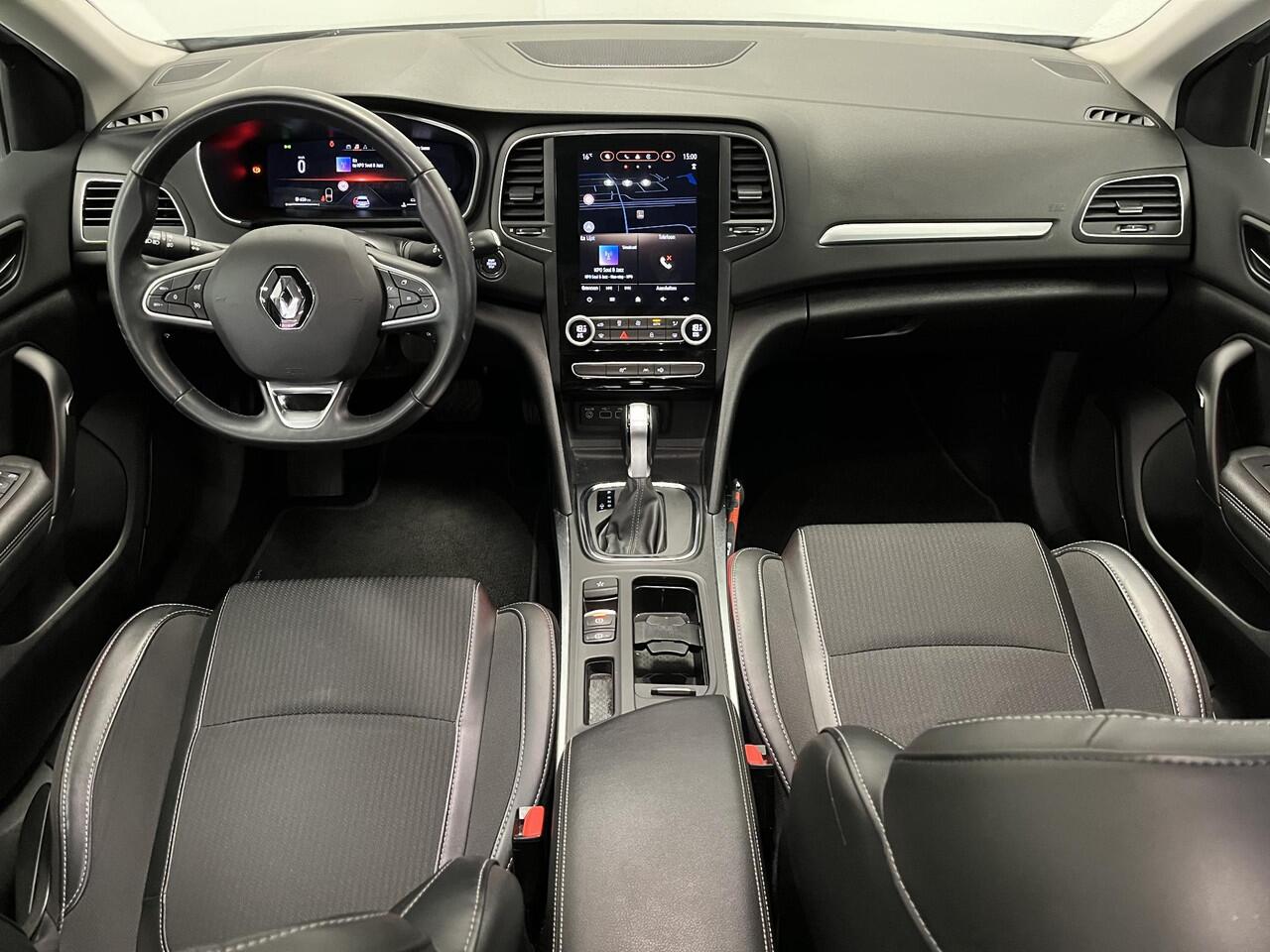 Renault MEGANE Estate 1.3 TCe 140 EDC Techno | Trekhaak 1700 kg geremd | All-season banden | Dodehoek Detectie | Camera | Carplay