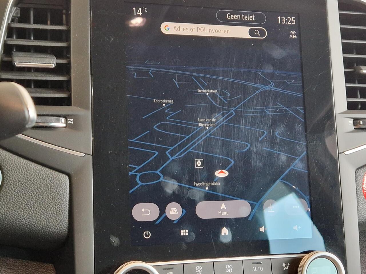 Renault MEGANE Estate 1.3 TCe 140 EDC Techno AUTOMAAT | TREKHAAK | PARKEERSENSOREN VOOR-/ACHTER | ACHTERUITRIJCAMERA | APPLE CARPLAY/ANDROID AUTO