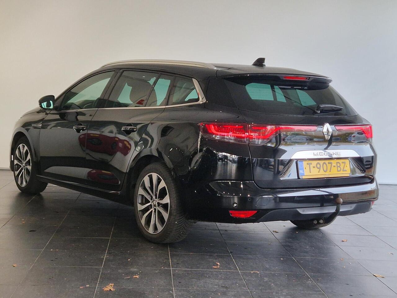 Renault MEGANE Estate 1.3 TCe 140 EDC Techno AUTOMAAT | TREKHAAK | PARKEERSENSOREN VOOR-/ACHTER | ACHTERUITRIJCAMERA | APPLE CARPLAY/ANDROID AUTO