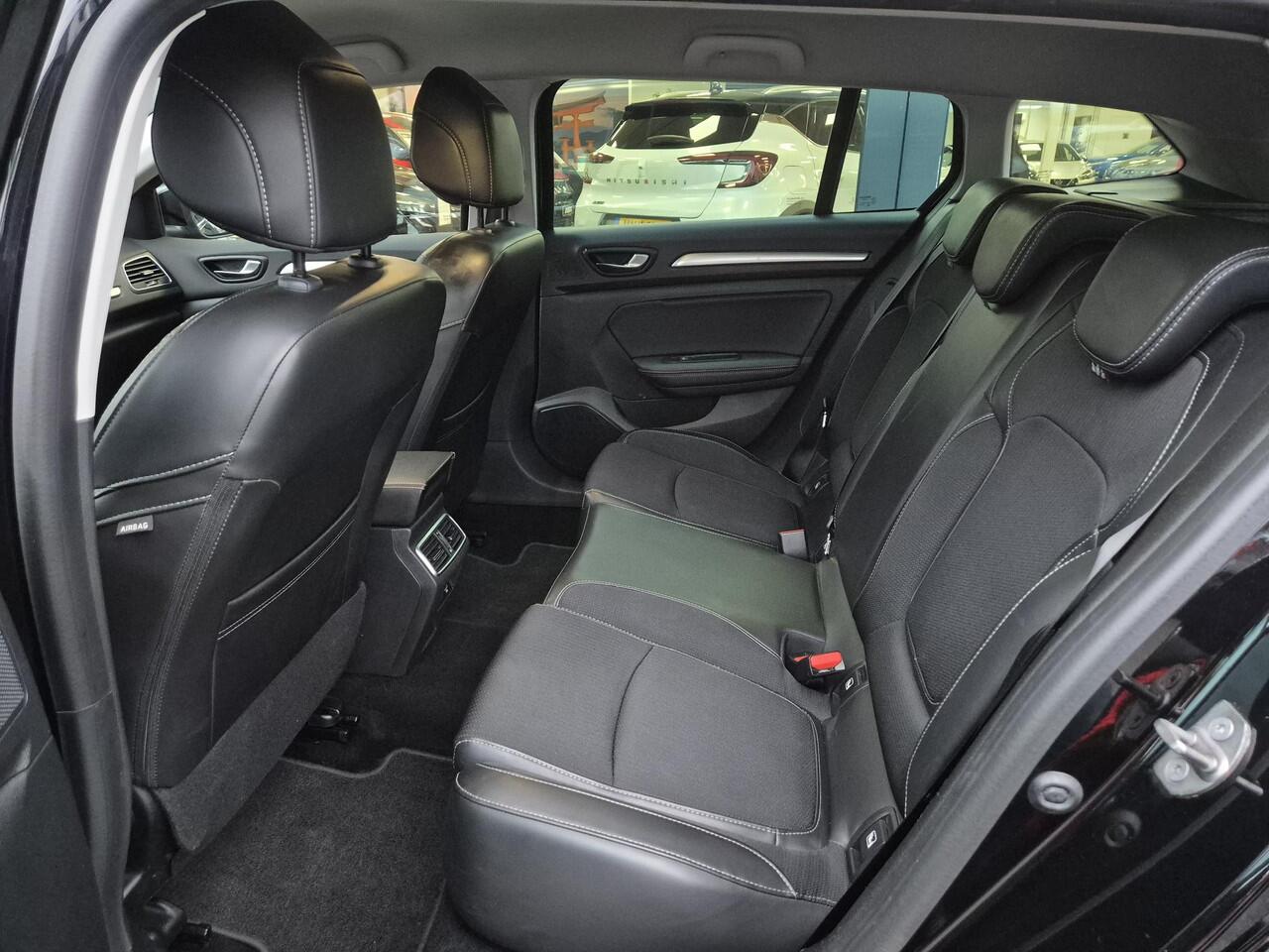 Renault MEGANE Estate 1.3 TCe 140 Techno | Navigatie | Trekhaak |