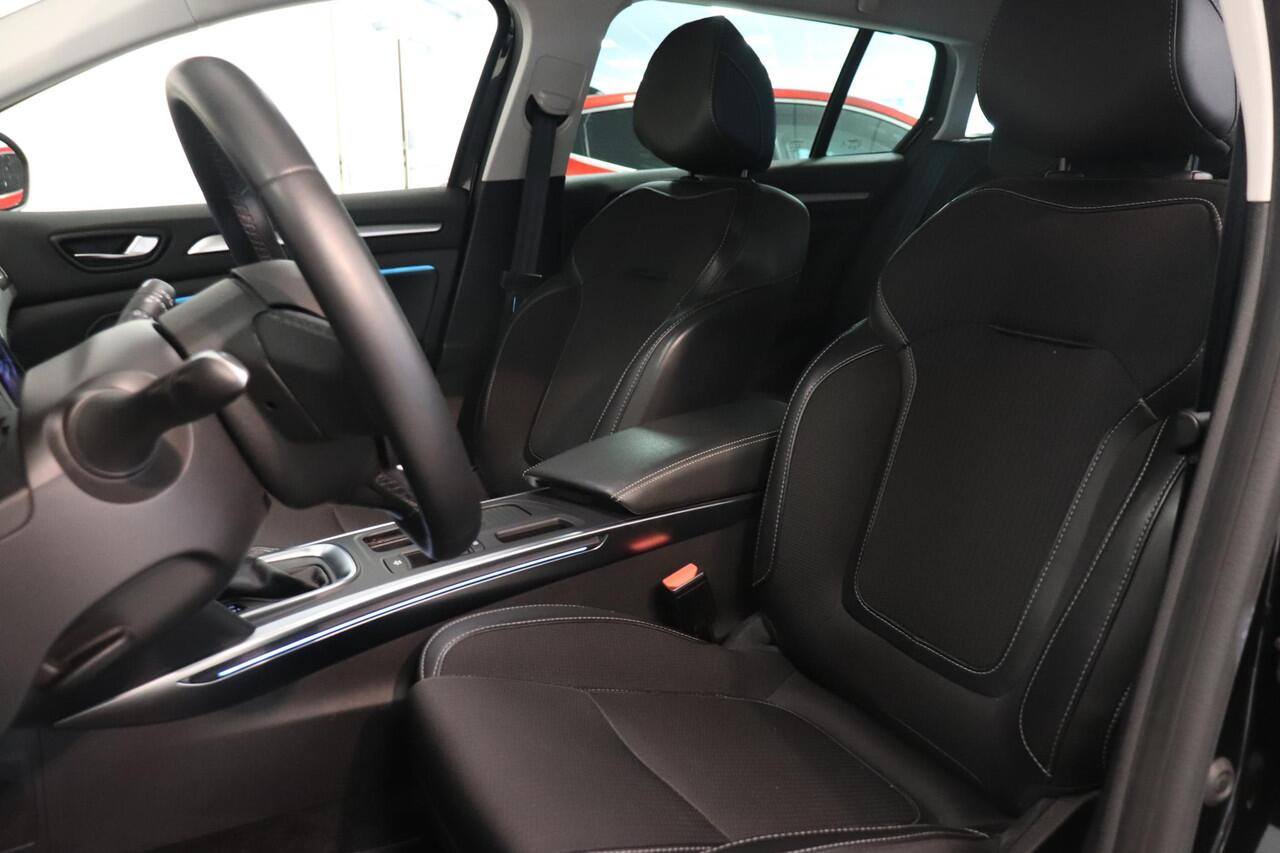 Renault MEGANE Estate 1.3 TCe 140 Techno | Camera | Trekhaak | all season banden | LED koplampen | Smartphone intergratie | Climate control |