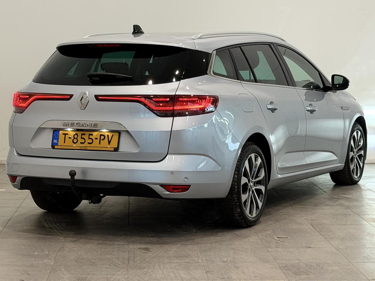 Renault MEGANE Estate 1.3 TCe 140 EDC Techno | Trekhaak 1.700 KG | All season banden | Dodehoek Detectie