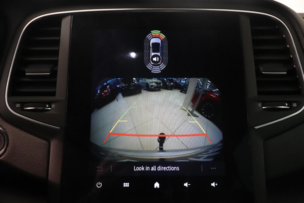 Renault MEGANE Estate 1.3 TCe 140 Techno | Climate control | Camera | Trekhaak | AppleCarplay AndroidAuto | LED koplampen | All season banden | Navigatie |