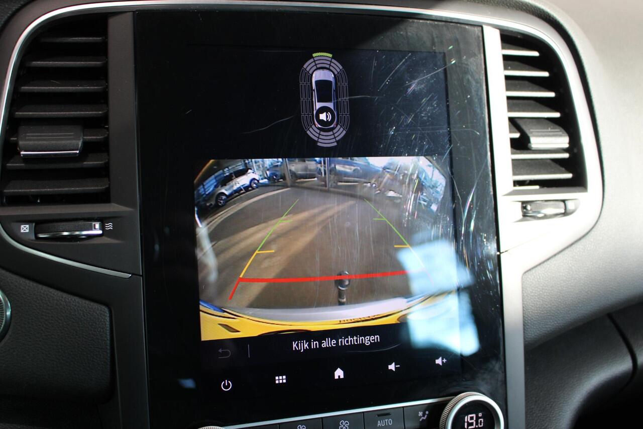 Renault MEGANE Estate 1.3 TCe 140 Techno | Trekhaak | Camera achter | Parkeersensoren voor en achter