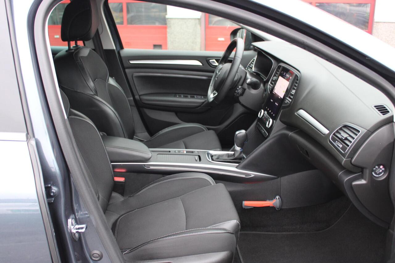 Renault MEGANE Estate 1.6 E-Tech Plug-In Hyb. 160 Techno Trekhaak/Dodehoek/Head up